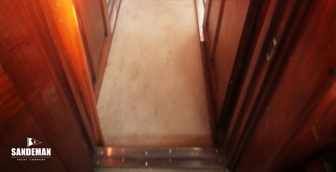 47 Aft passage fwd to engine room.JPG