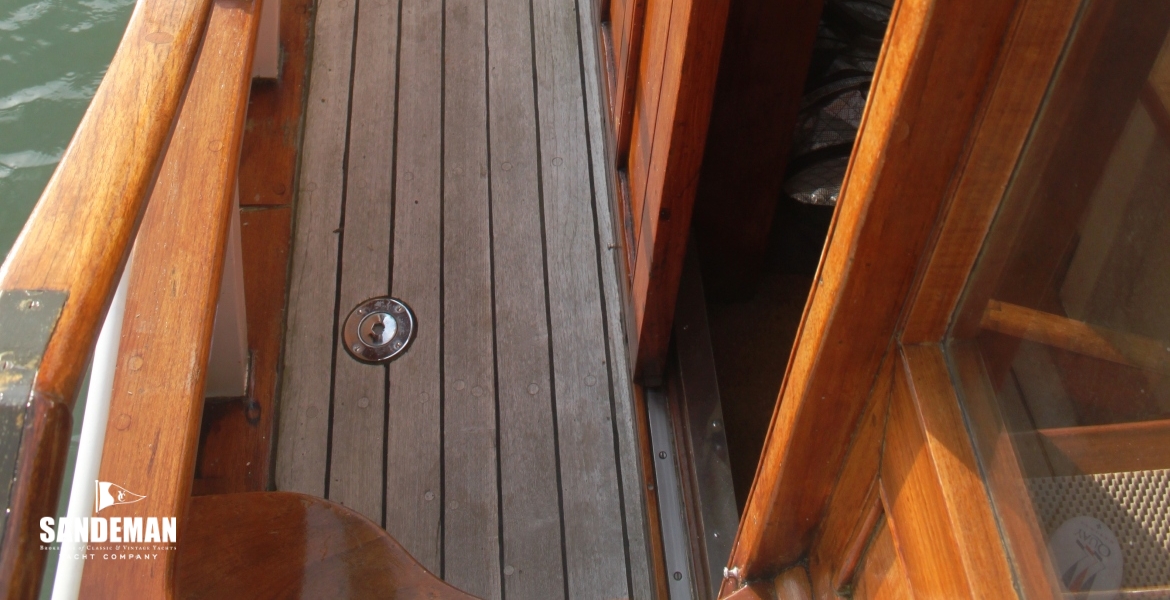 24 Sidedeck entrance.JPG