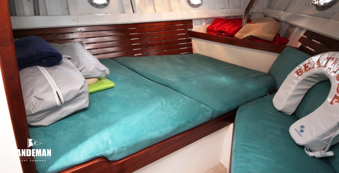 36 Fwd stateroom.jpg