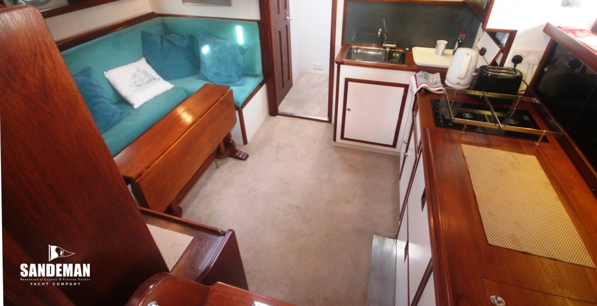 31 Lower saloon.JPG
