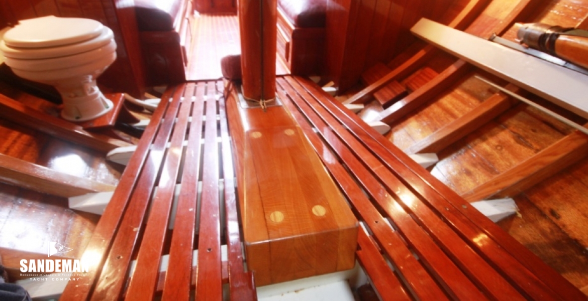35 MAST STEP