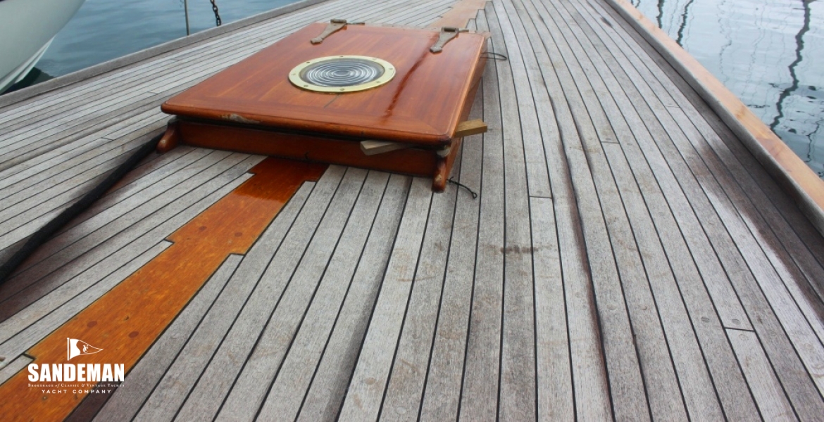 20 FOREDECK