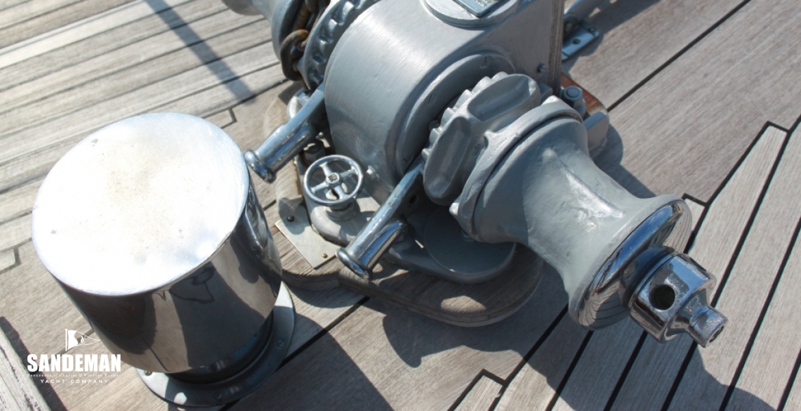 15 Windlass