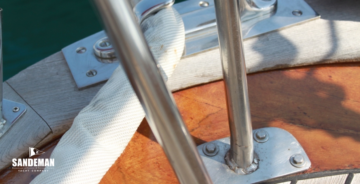 23 Transom detail