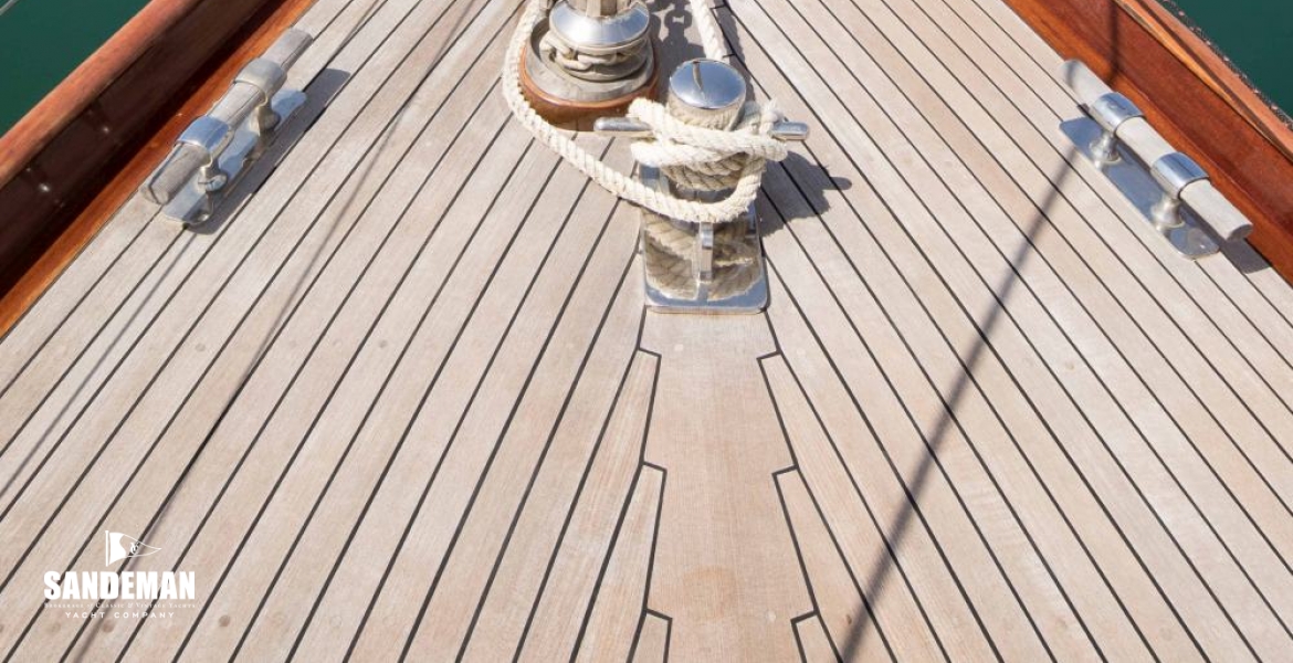 FOREDECK