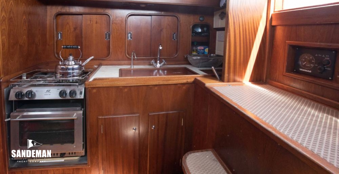 GALLEY STBD