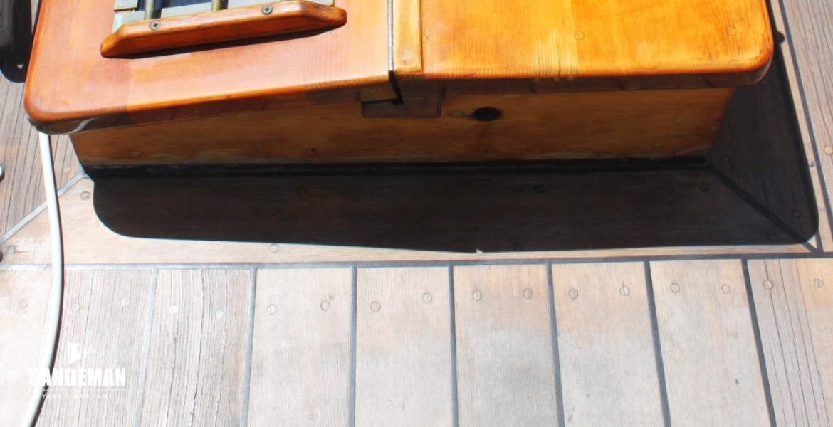 Galley Skylight Dorade