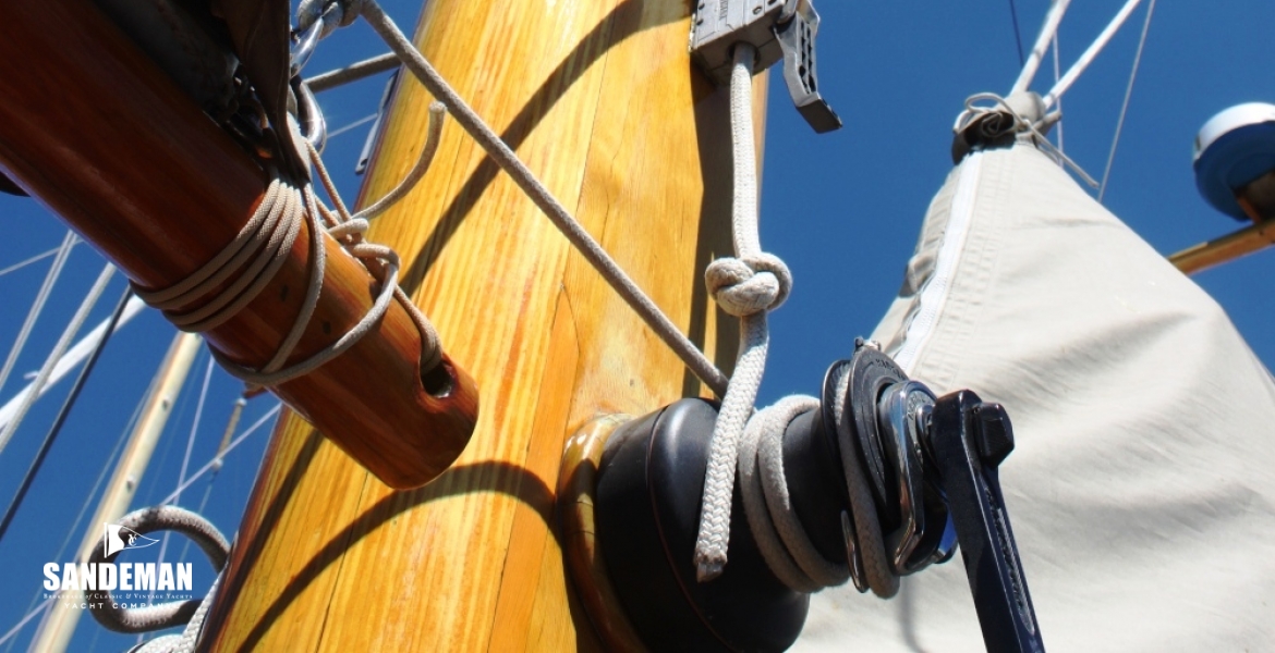 Foremast