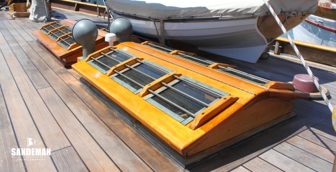Saloon & Forecabin Skylights