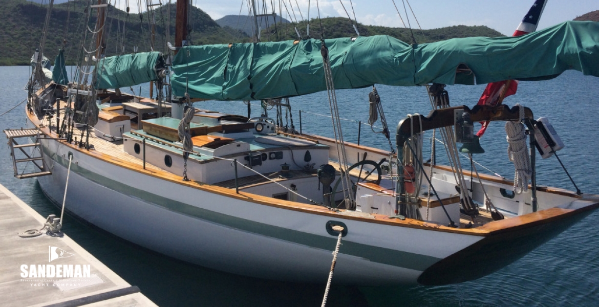 18 Port qtr alongside