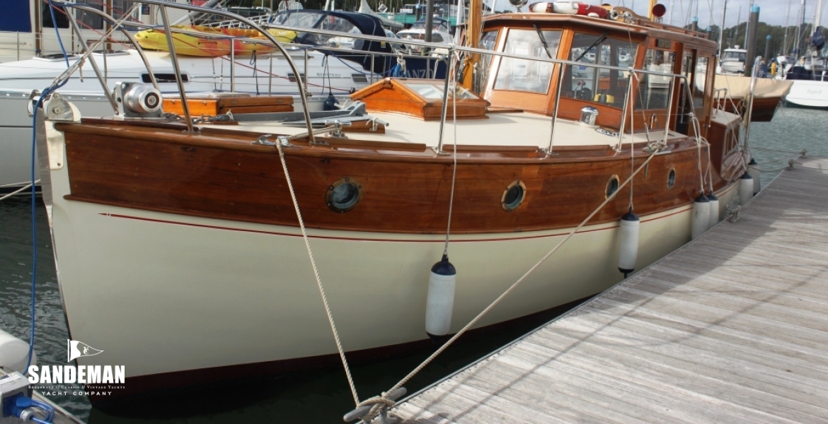 04 PORT BOW