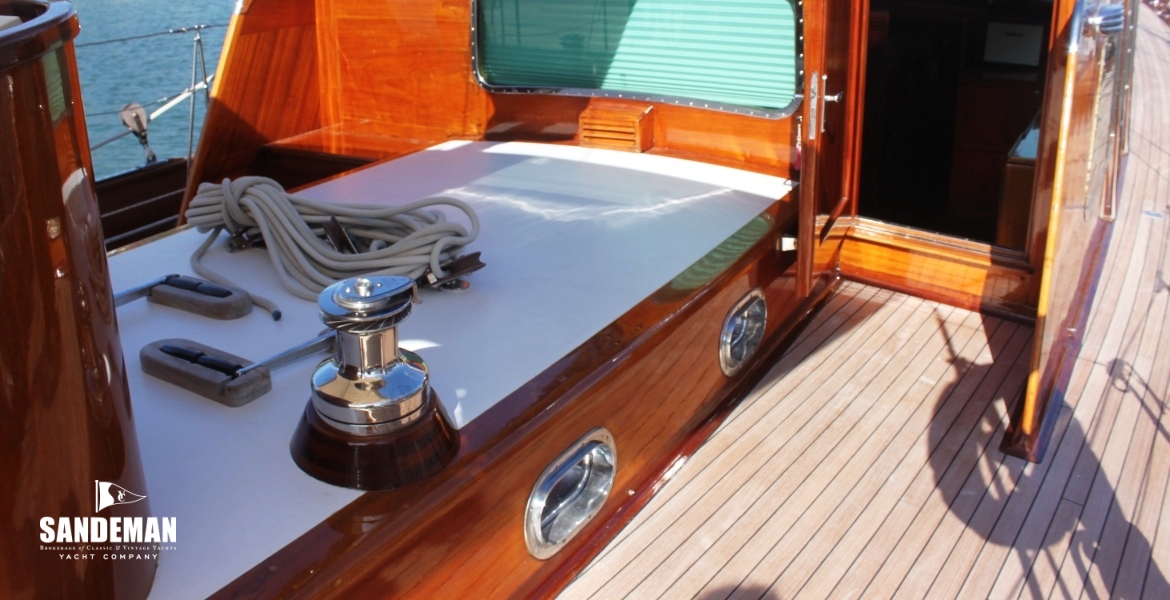 COMPANIONWAY