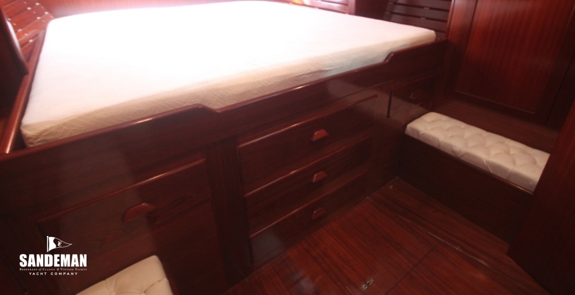 OWNERS' CABIN FWD