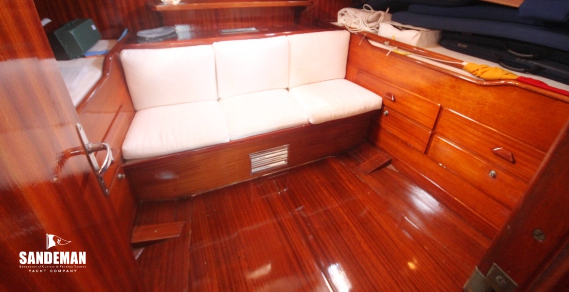 AFT ENSUITE TWIN