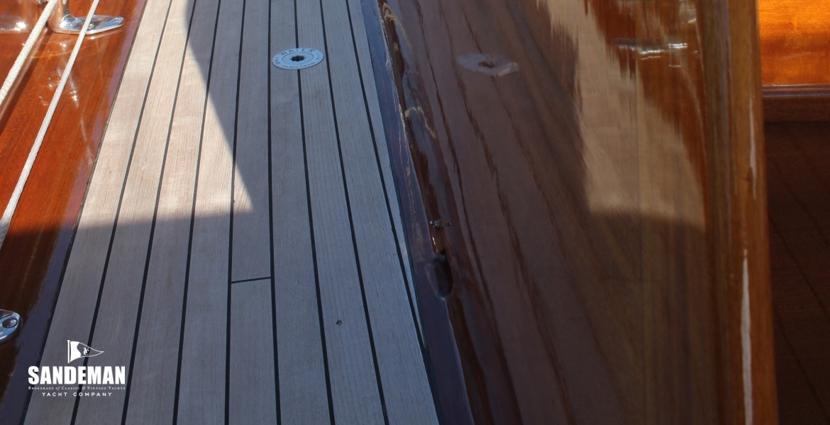 PORT SIDE DECK & HOUSE