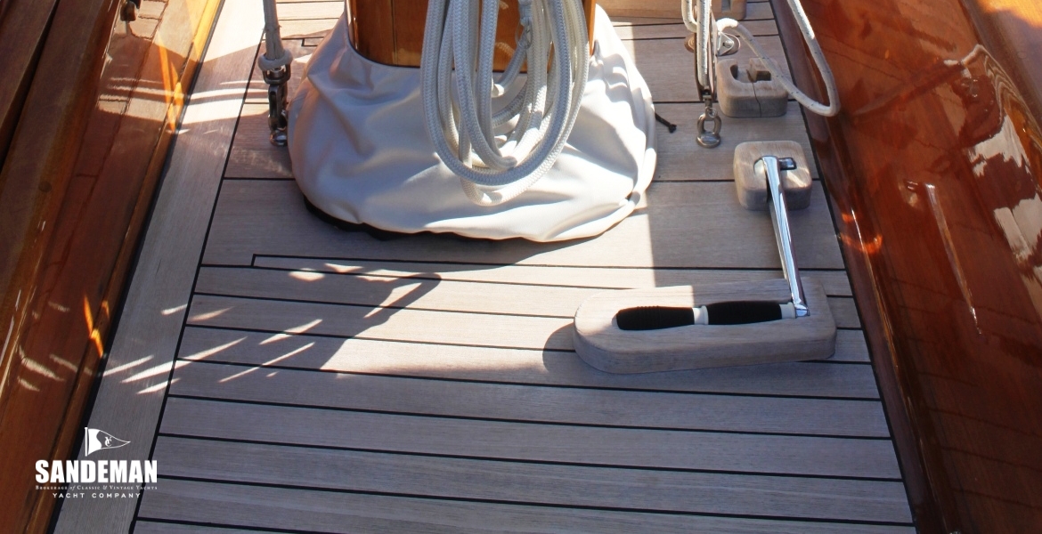 LOWER MAST DETAILS
