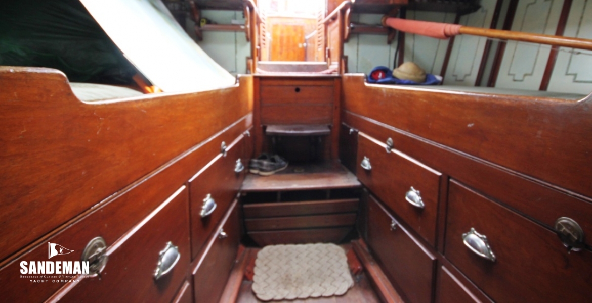 AFT CABIN V AFT