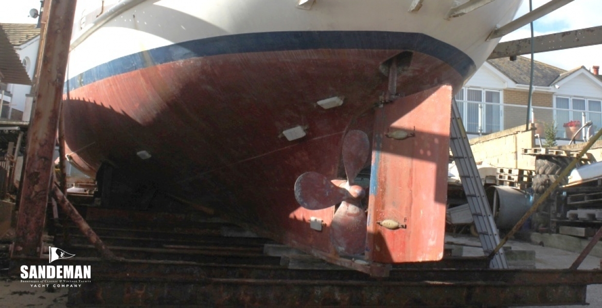 05 PORT QUARTER UNDERBODY