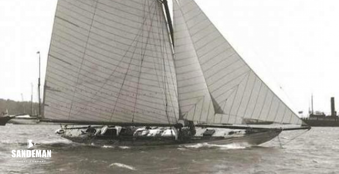 RACING WITH THE 12-METRES 1923