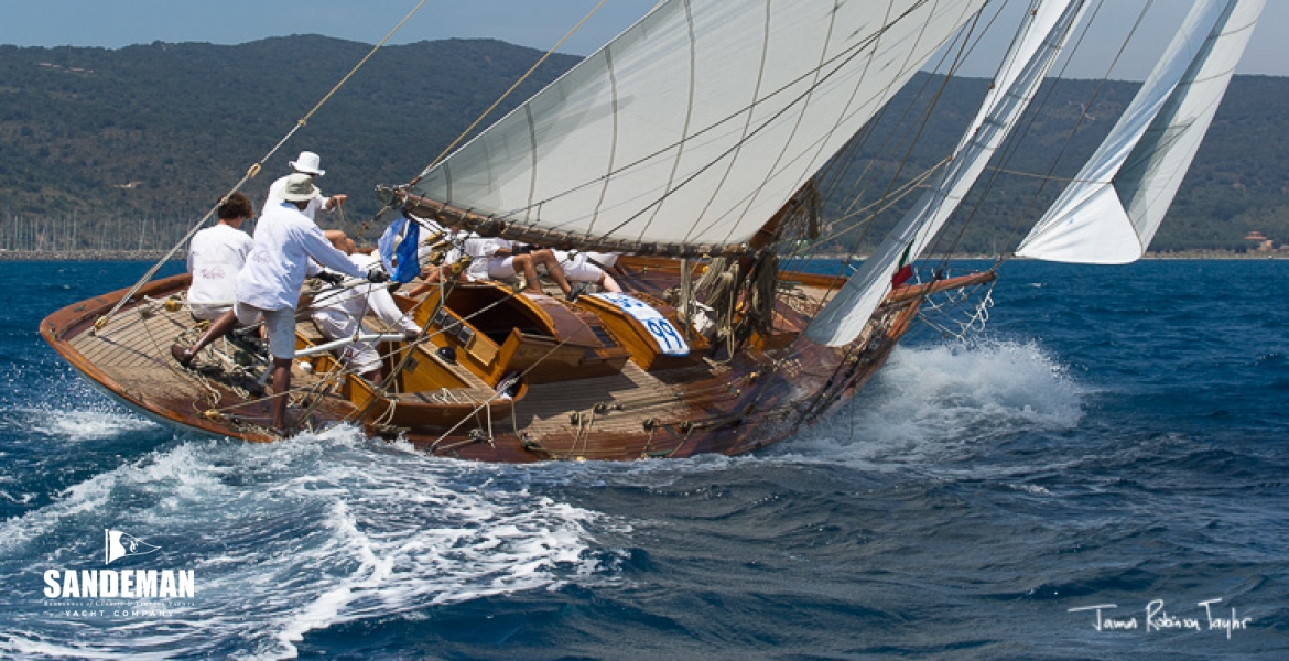 STARBOARD QTR UPWIND