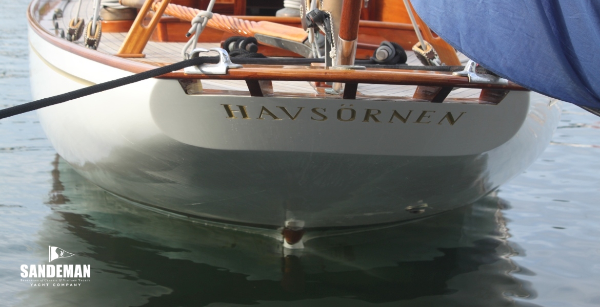 MOORED COUNTER