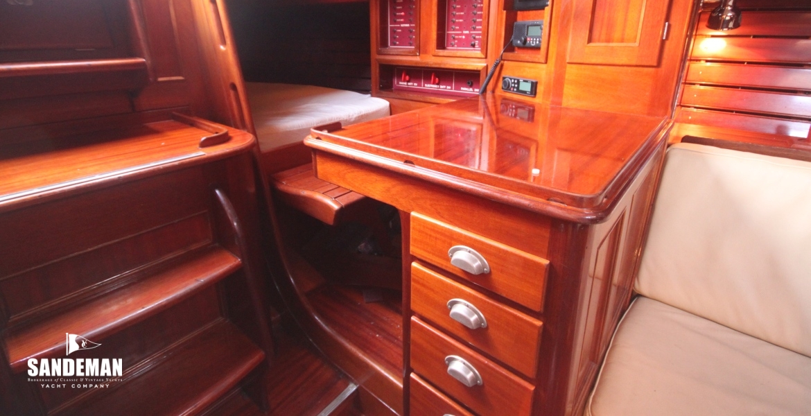 PORT SIDEBOARD