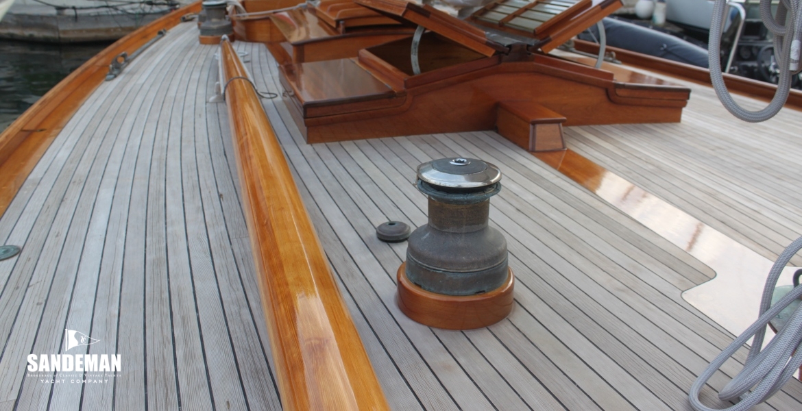 MID DECK AFT