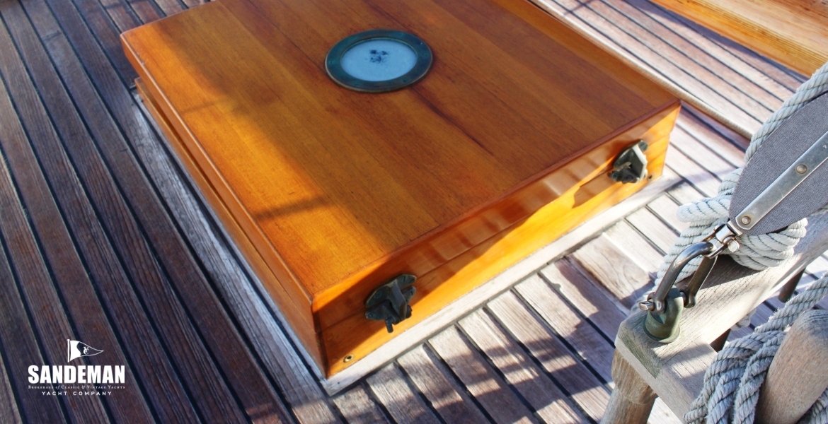 24 FOREHATCH