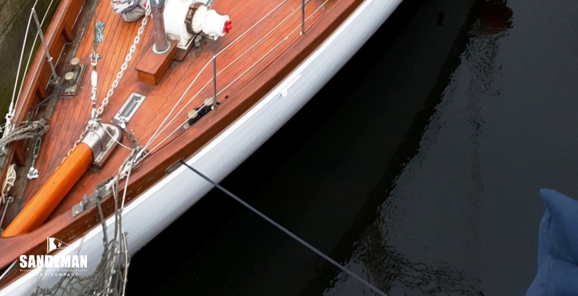 DECK ARRANGEMENT