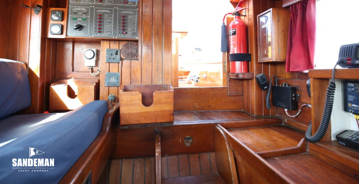 Pilot house view aft