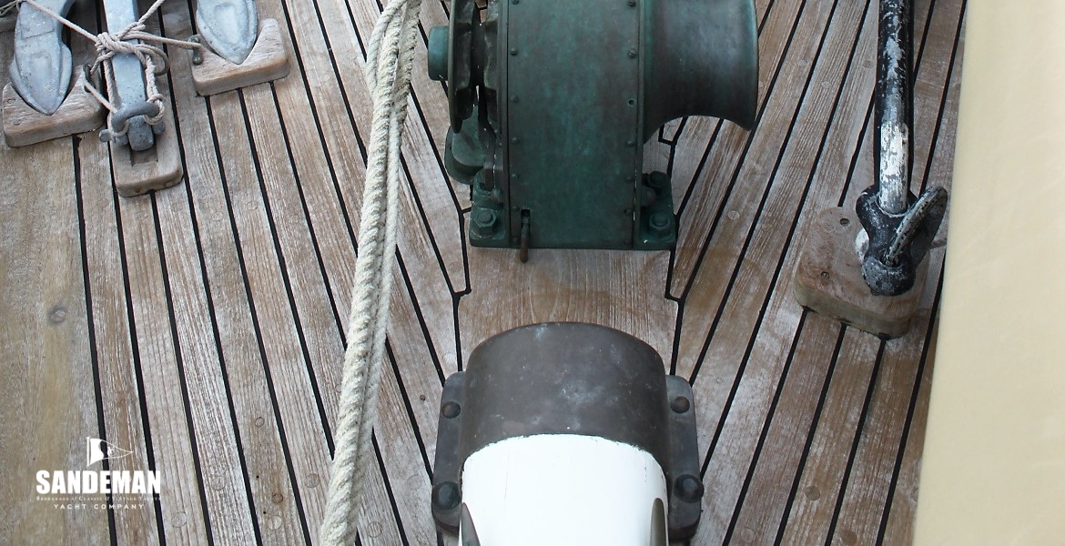 FOREDECK V AFT
