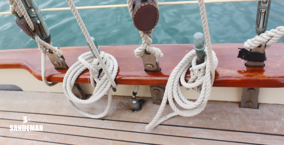 BELAYING PINS