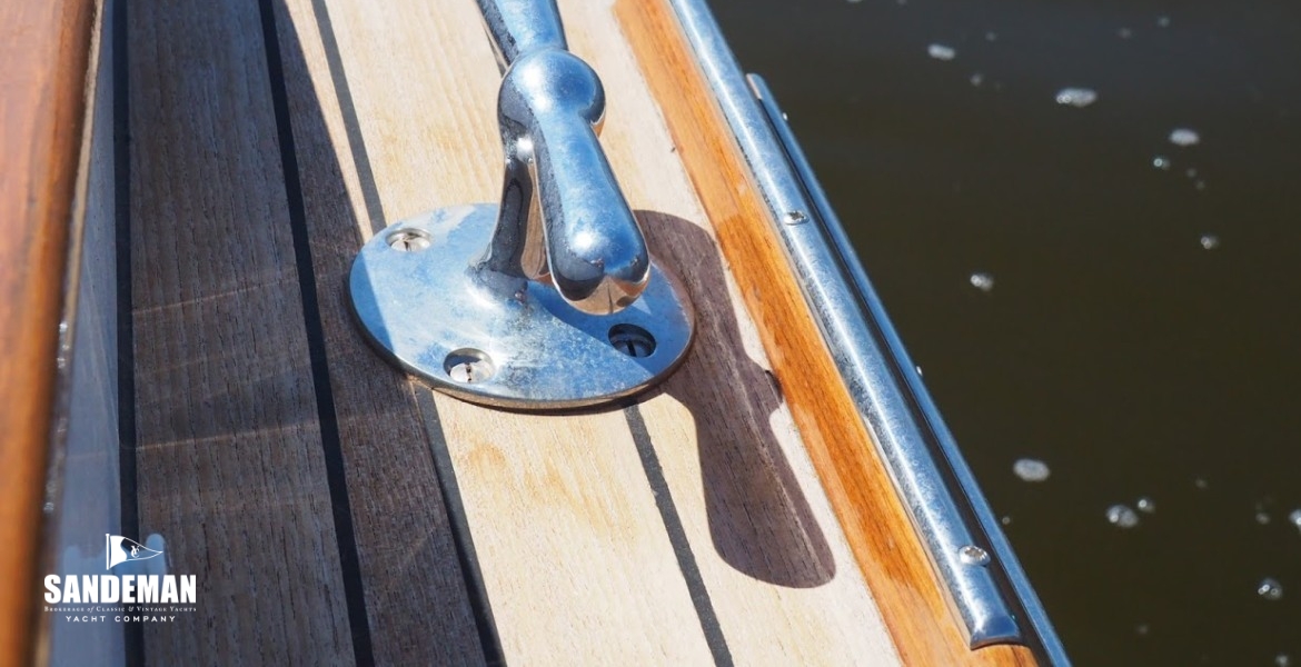 Mooring cleat