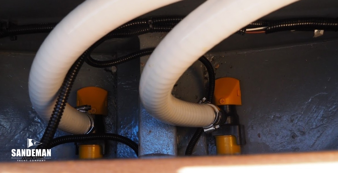 Inside companionway step