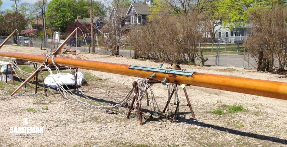 ORIGINAL MAST