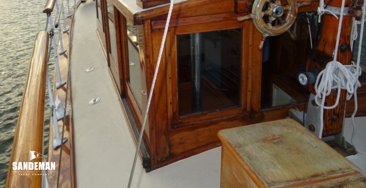 WHEELHOUSE AND OUTER STEERING 3