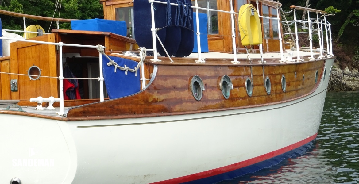 STARBOARD QTR