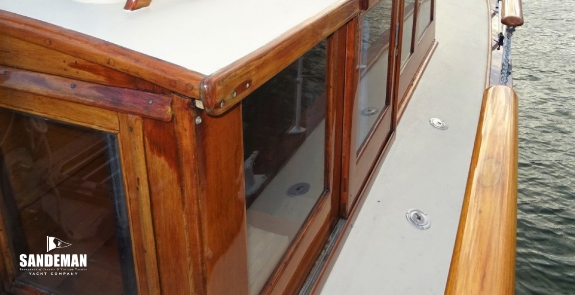 STBD SIDE DECK V FWD