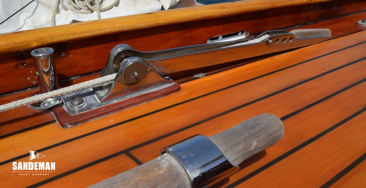 TRUE HIGHFIELD LEVER