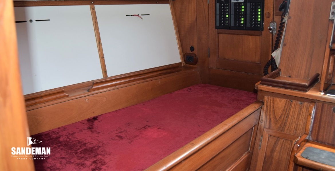 AFT CABIN STBD BERTH V AFT