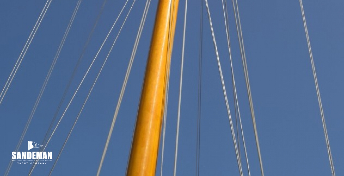 FORE V OF MAST