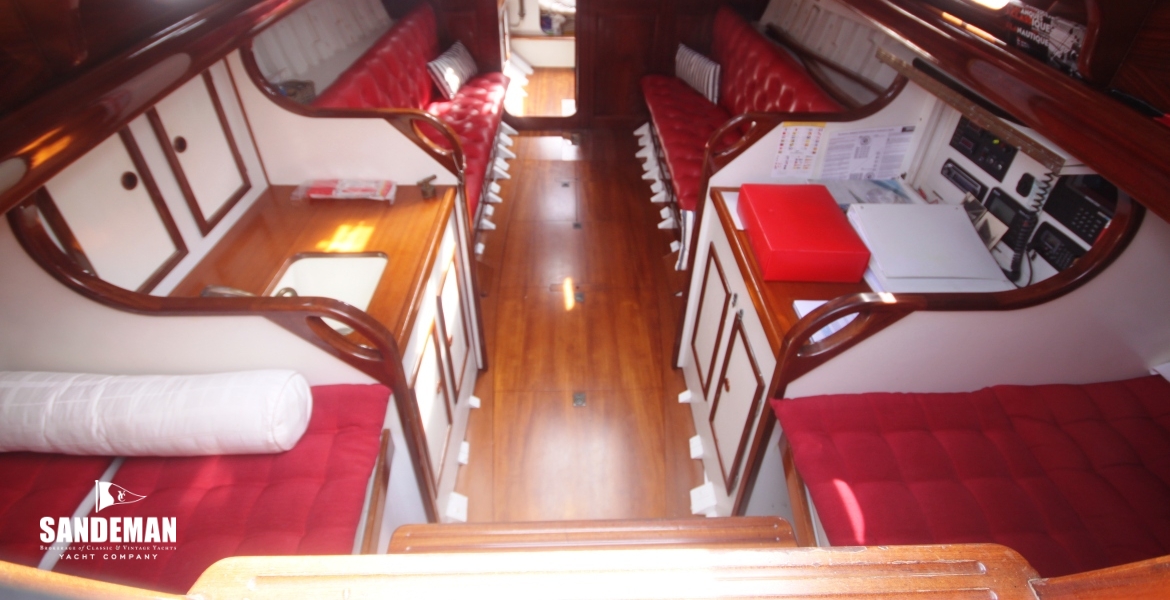 27 Accom overview from companionway