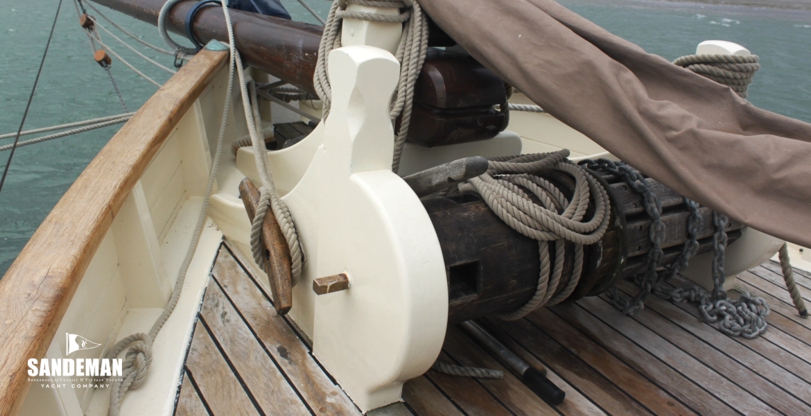 FWD FOREDECK 1