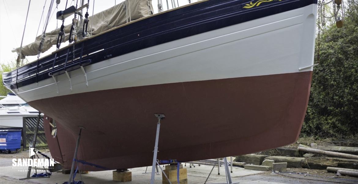 HAULED OUT STB BOW