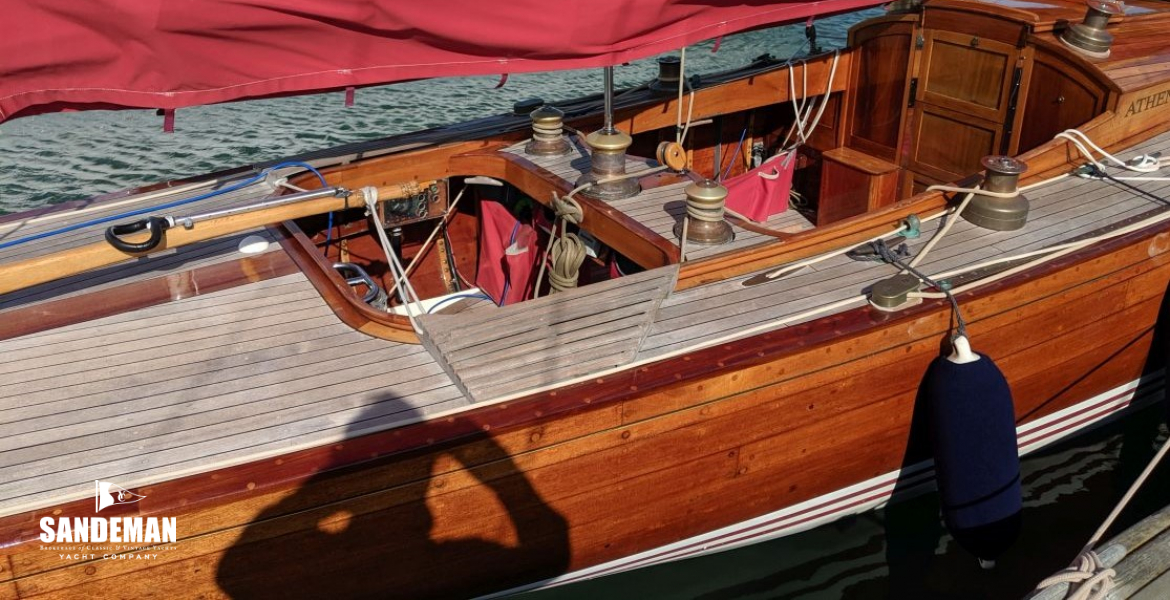 15 COCKPIT