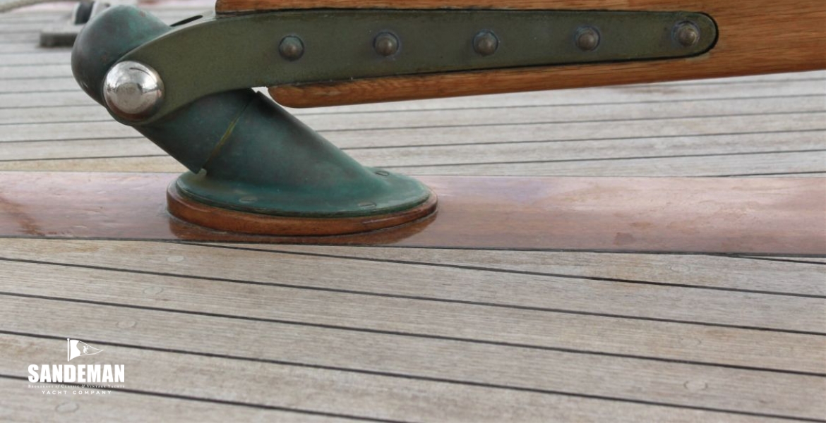 13 RUDDER HEAD