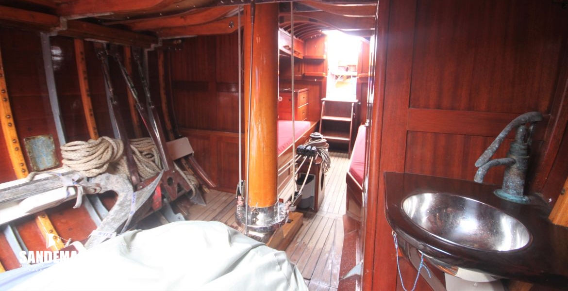 35 FOREPEAK V AFT