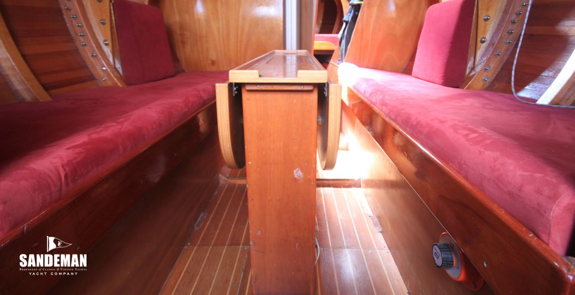 SALOON VIEW FWD