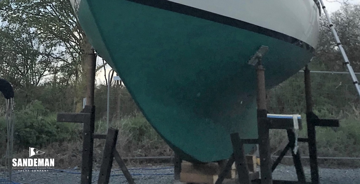 40 Port bow ashore