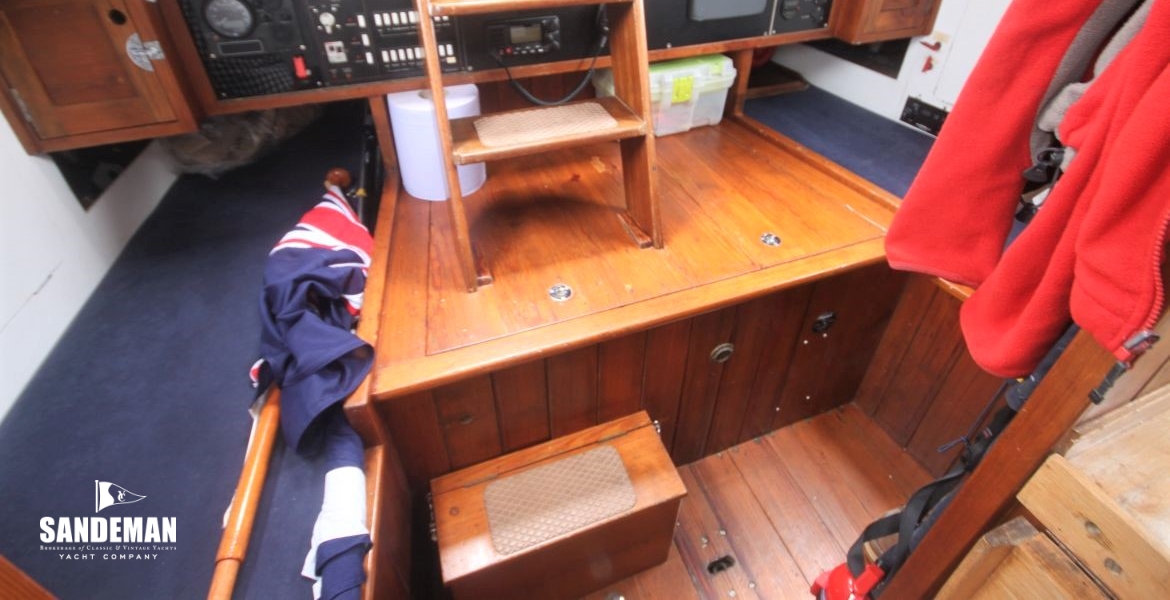 38 Aft cabin
